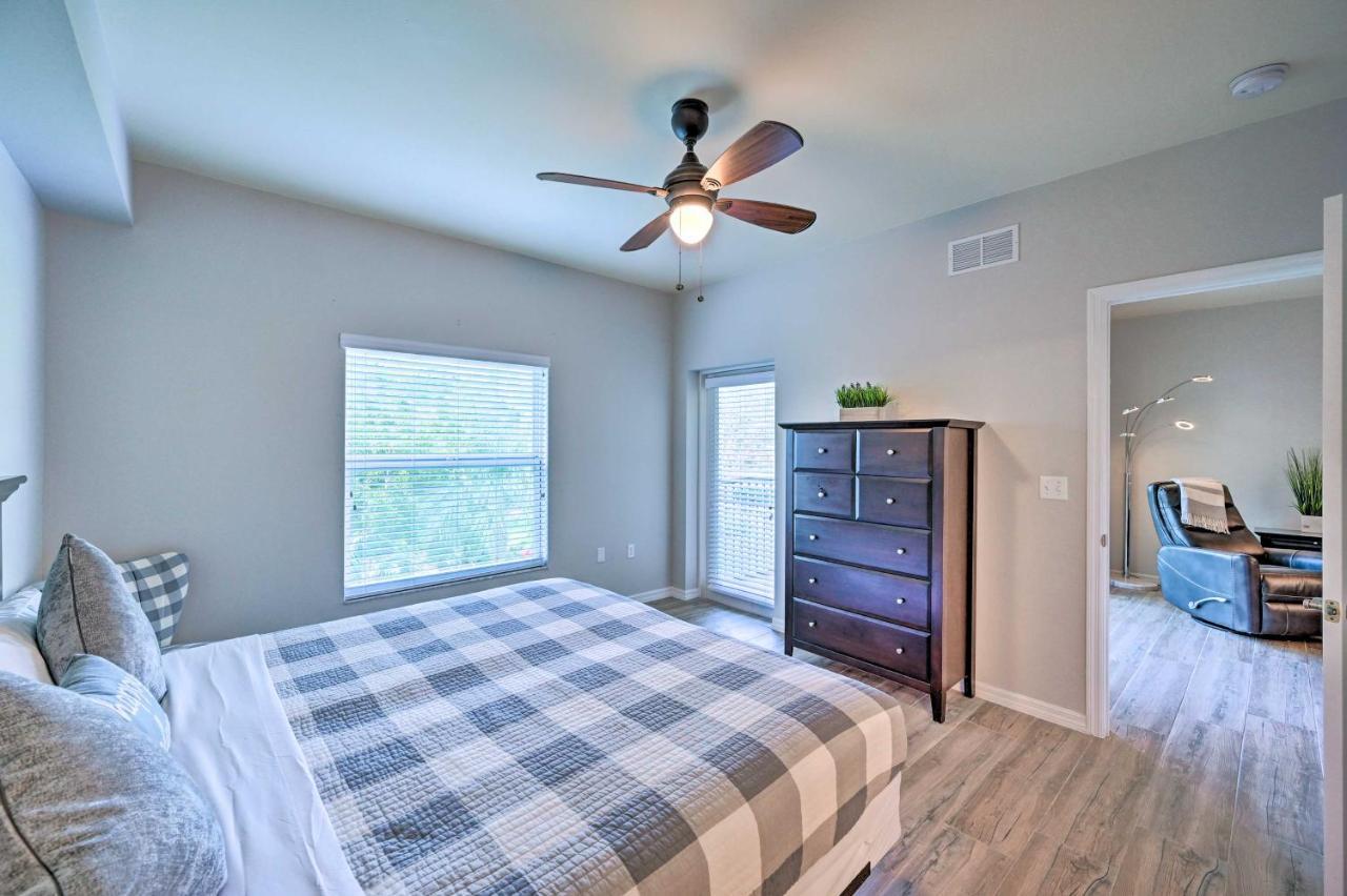 Quiet Lely Resort Condo With Pool - 2 Mi To Golf! North North Naples エクステリア 写真